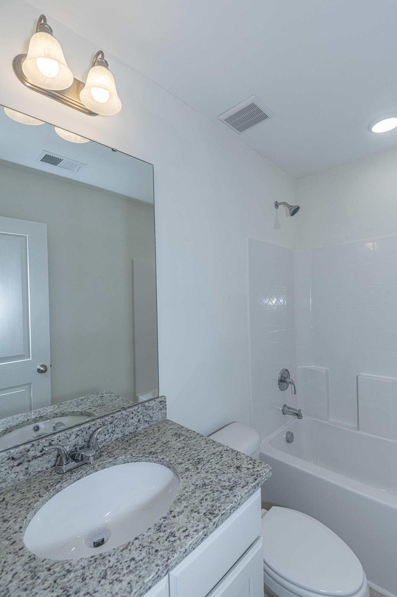186 Woodward Road, Unit 103 Goose Creek, SC 29445 - Photo 19 of 27 DSC_5290