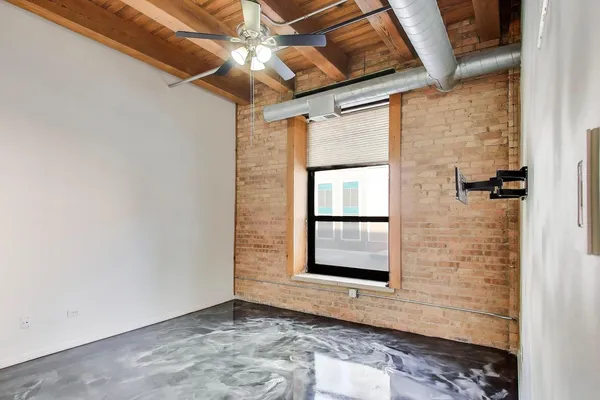 $370,000 | 1133 South Wabash Avenue, Unit 303, Chicago, IL 60605