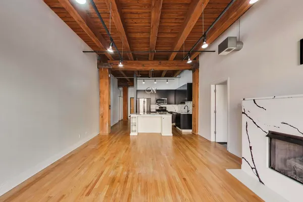 $370,000 | 1133 South Wabash Avenue, Unit 303, Chicago, IL 60605