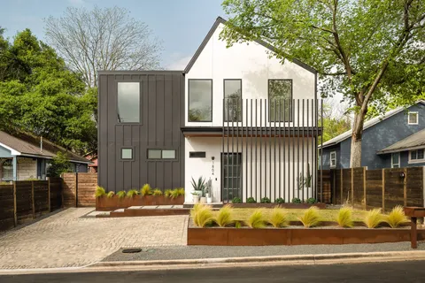 $1,750,000 | 1804 Walnut Avenue, Austin, TX 78702
