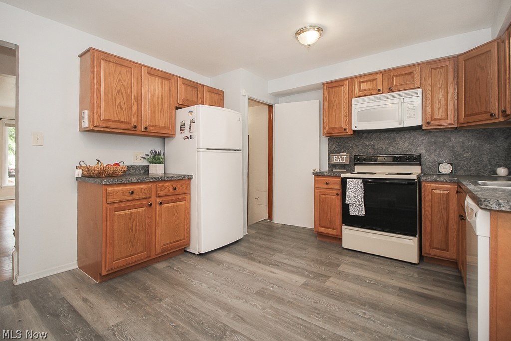 3482 Cedarbrook Road Cleveland, OH 44118 - Photo 6 of 31 Gallery Image 6
