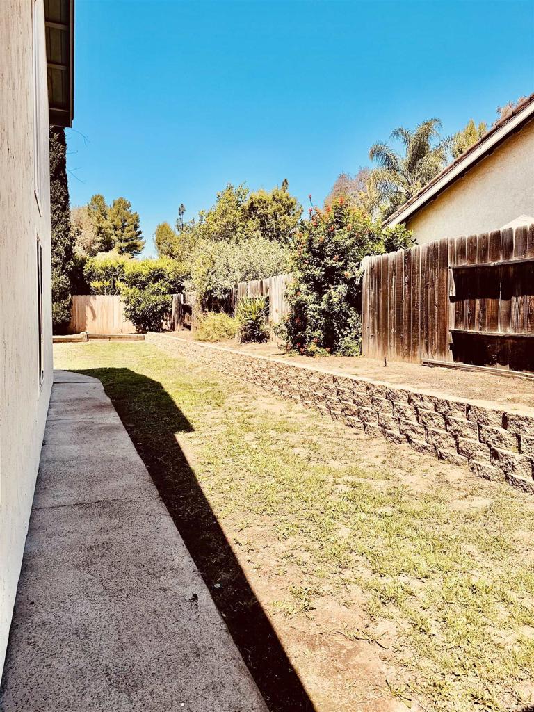 14744 Roberto Rio Road Poway, CA 92064 - Photo 34 of 49