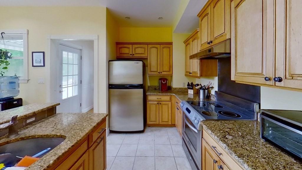 26 Pine Street Natick, MA 01760 - Photo 13 of 34