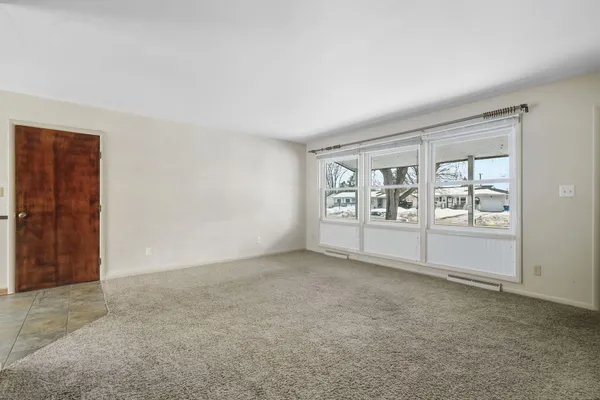 $289,900 | 718 Sunset Lane, Cadillac, MI 49601