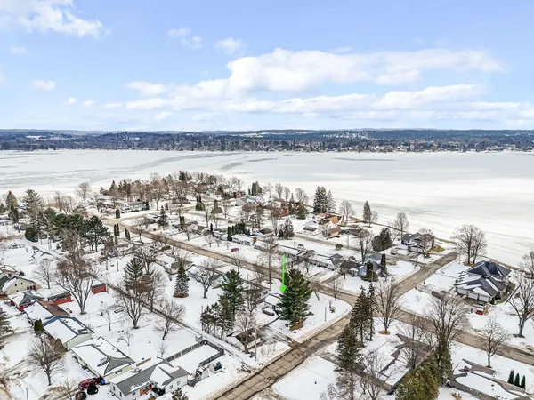 $289,900 | 718 Sunset Lane, Cadillac, MI 49601