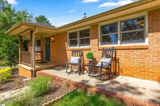 $290,000 | 1121 Ireland Road, Pickens, SC 29671