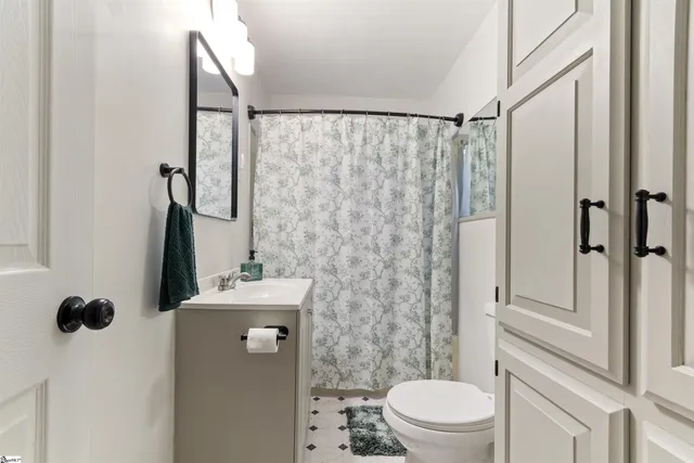 $290,000 | 1121 Ireland Road, Pickens, SC 29671