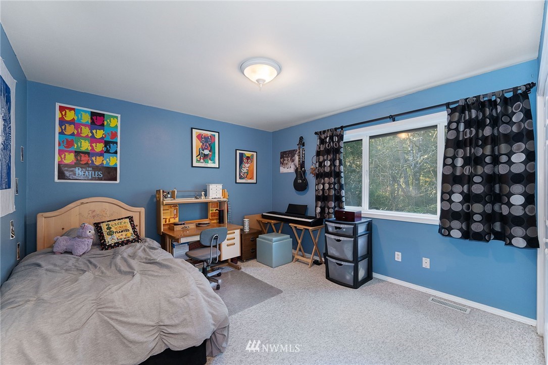 4520 Mayvolt Road Southeast Port Orchard, WA 98366 - Photo 25 of 37 Gallery Image 25