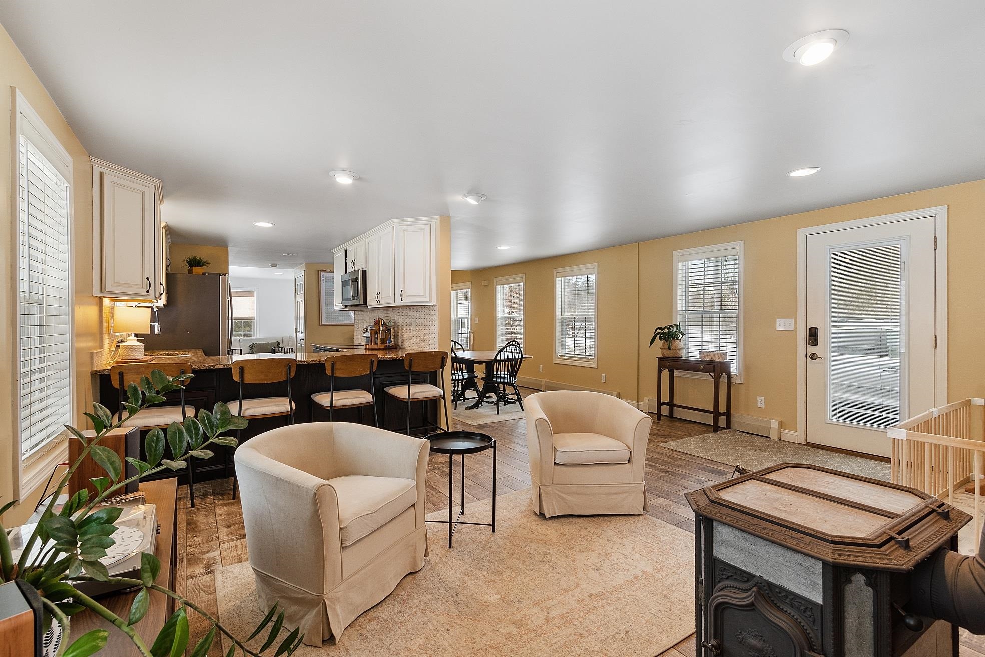 16 Ball Road Kingston, NH 03848 - Photo 6 of 49