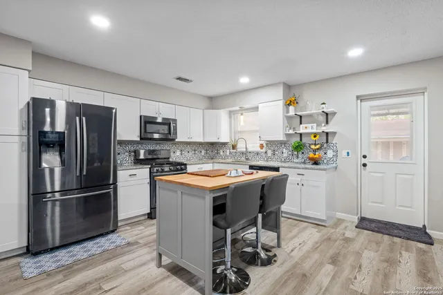 $200,000 | 7306 Westshire Drive, San Antonio, TX 78227