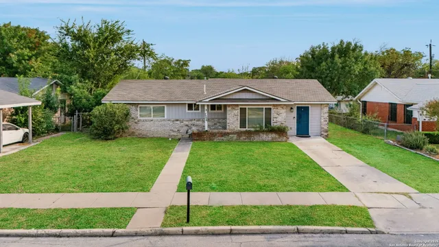 $200,000 | 7306 Westshire Drive, San Antonio, TX 78227