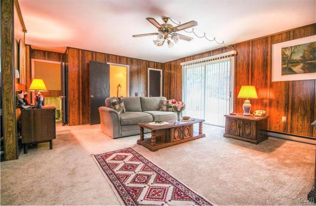 487 Willow Road Walnutport, PA 18088 - Photo 13 of 49 another view of family room, with sliding doors wi