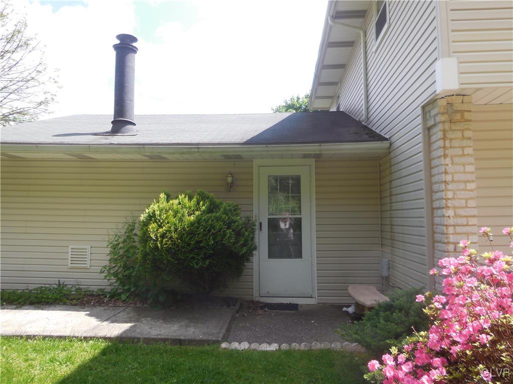 487 Willow Road Walnutport, PA 18088 - Photo 41 of 49 back of home