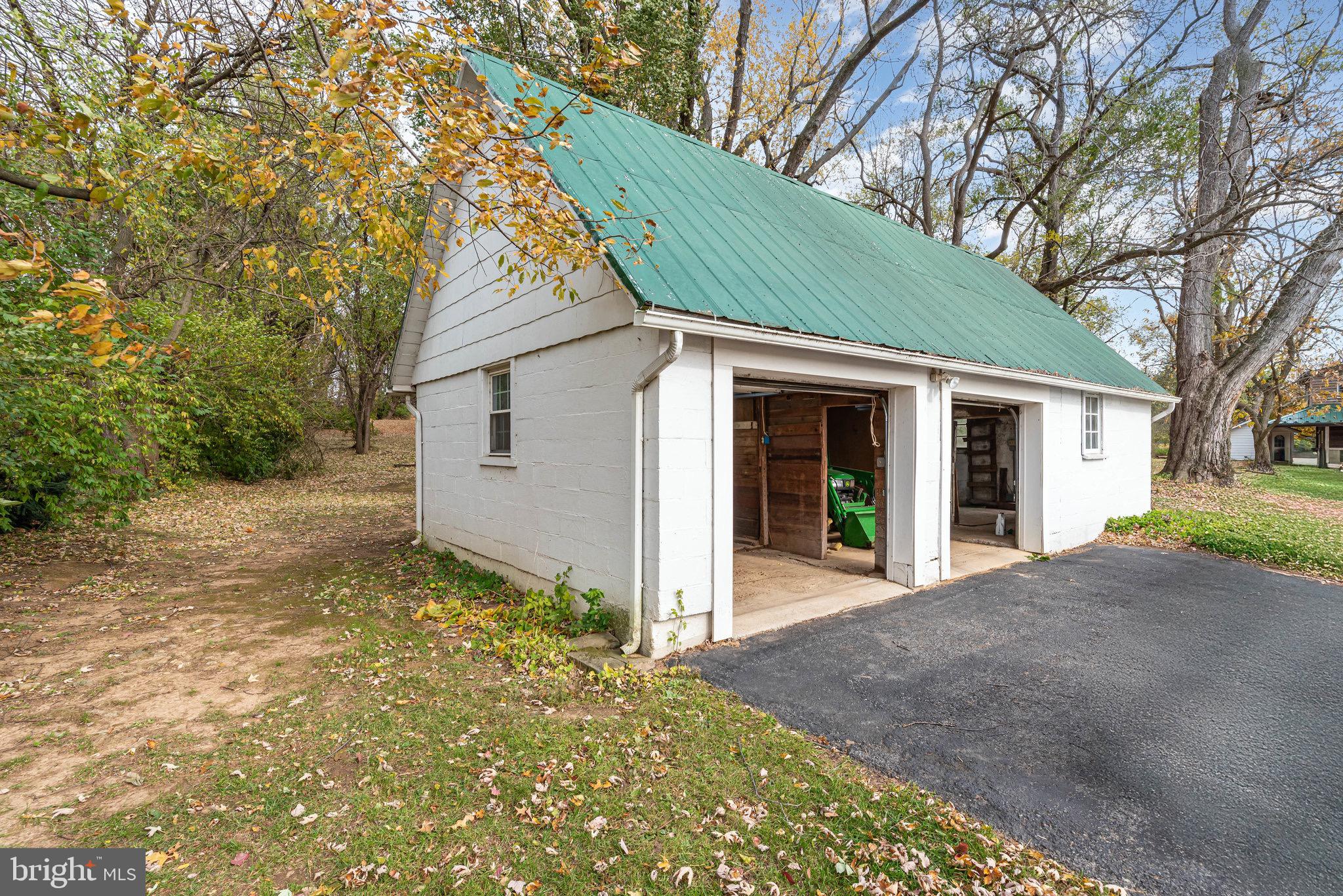 2091 Stumpstown Road Mechanicsburg, PA 17055 - Photo 43 of 52 a view of a house with a yard