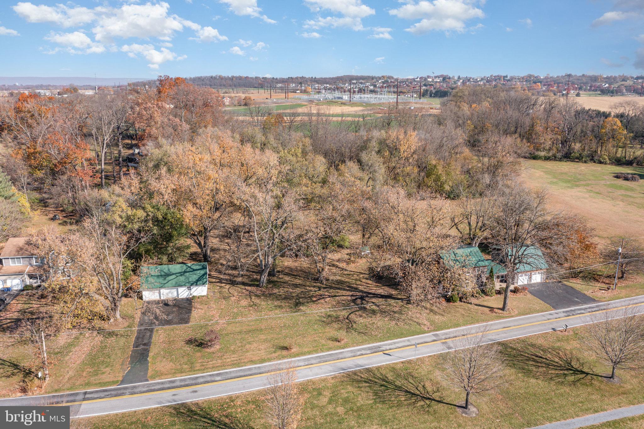 2091 Stumpstown Road Mechanicsburg, PA 17055 - Photo 48 of 52 a view of a lake from a balcony