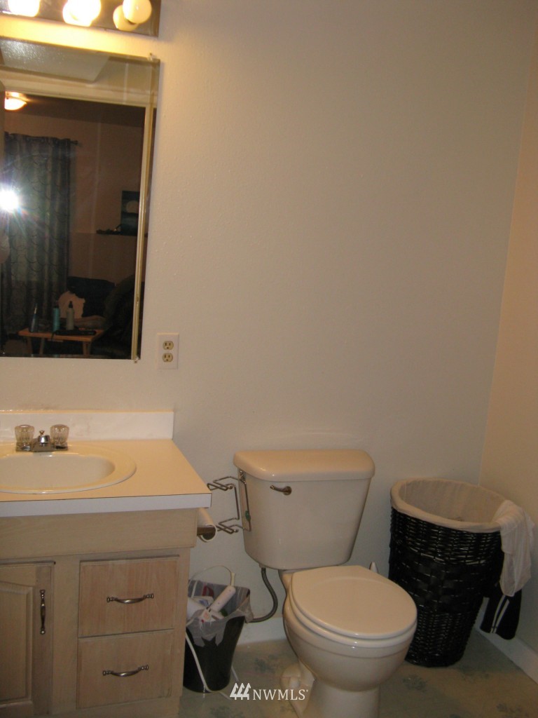 12937 Southeast 157th Place Renton, WA 98058 - Photo 14 of 14 Gallery Image 14
