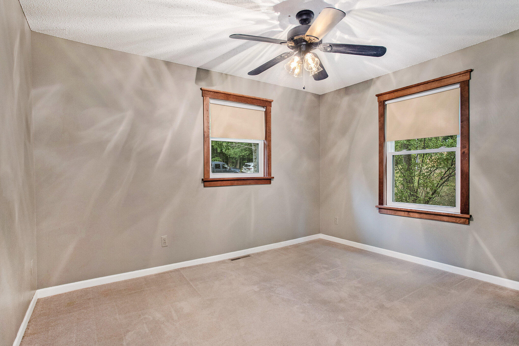 30029 Shaw Road Lawton, MI 49065 - Photo 12 of 28 014__mg_5325_526