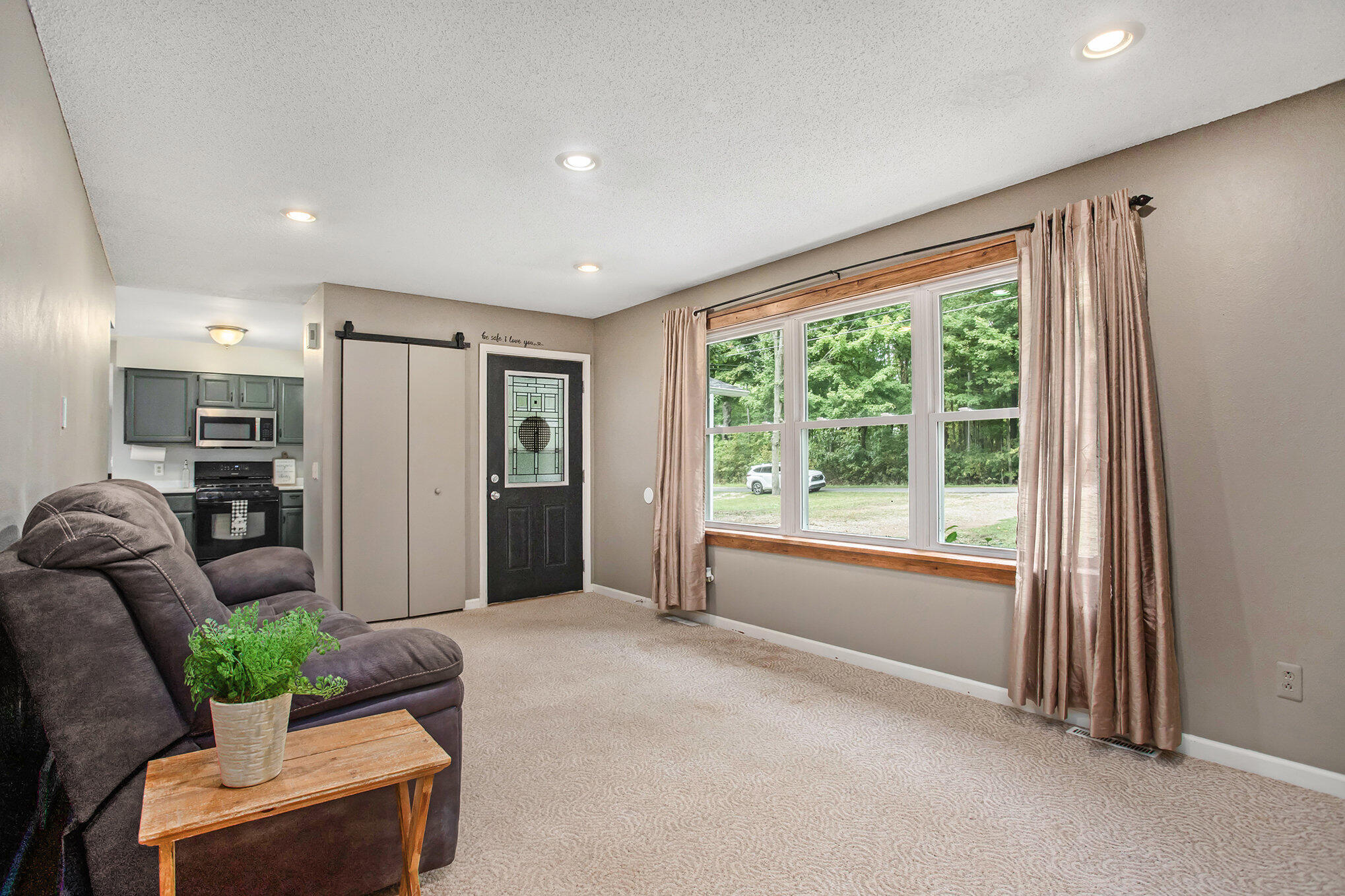 30029 Shaw Road Lawton, MI 49065 - Photo 5 of 28 004__mg_5310_854