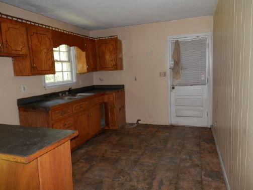211 Innerfree Drive St. George, SC 29477 - Photo 10 of 13 8