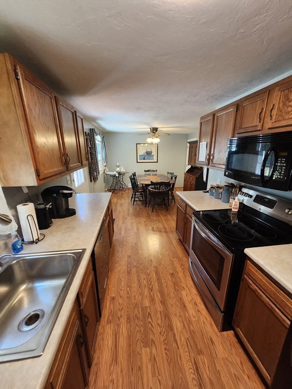 10 Concord Road, Unit 10 Millbury, MA 01527 - Photo 10 of 31 Gallery Image 10