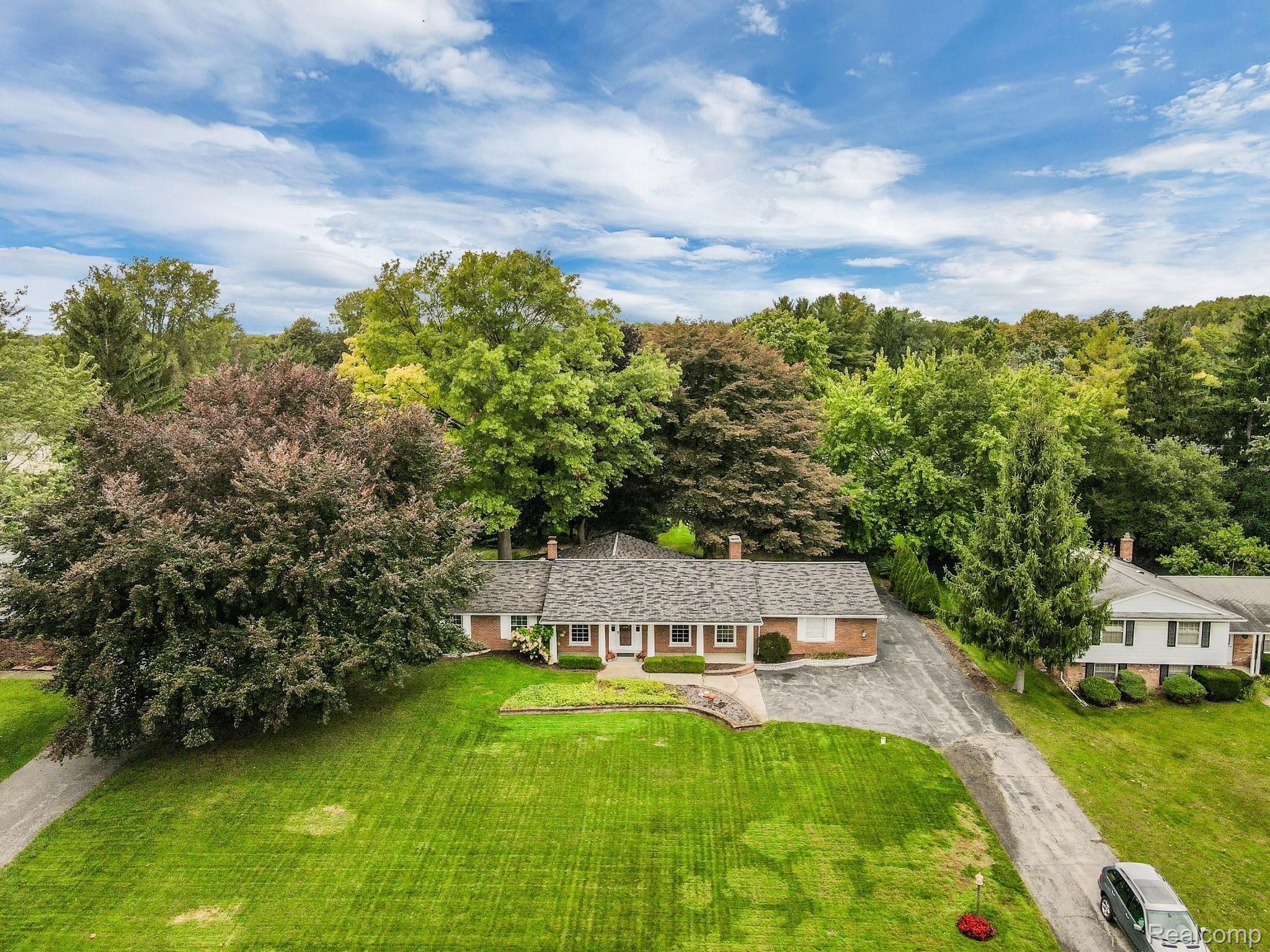 3760 Quarton Road Bloomfield Hills, MI 48302 - Photo 38 of 42 3760+Quarton+Rd+Bloomfield+Township-2-web.jpg