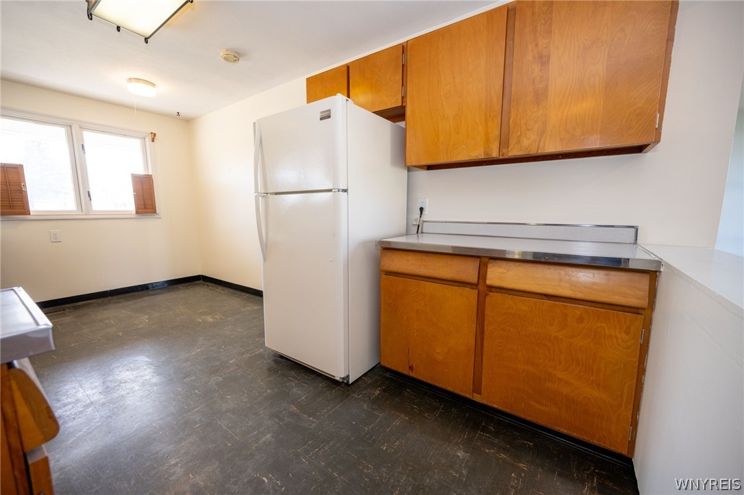 102 Woodgate Road Tonawanda, NY 14150 - Photo 21 of 37