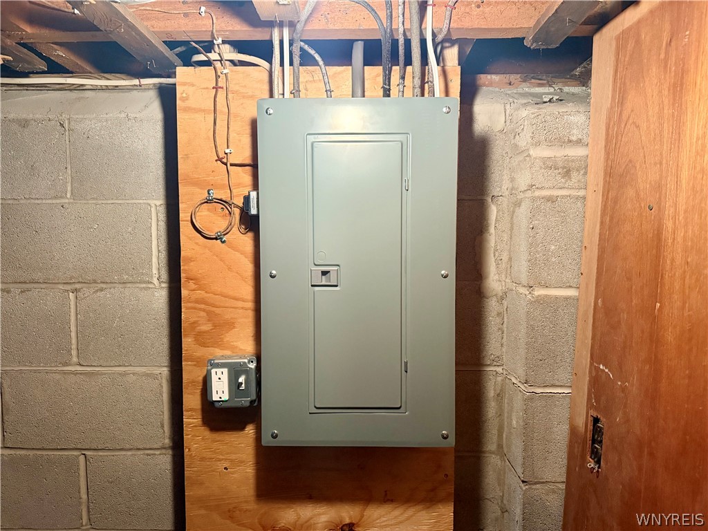 102 Woodgate Road Tonawanda, NY 14150 - Photo 27 of 37