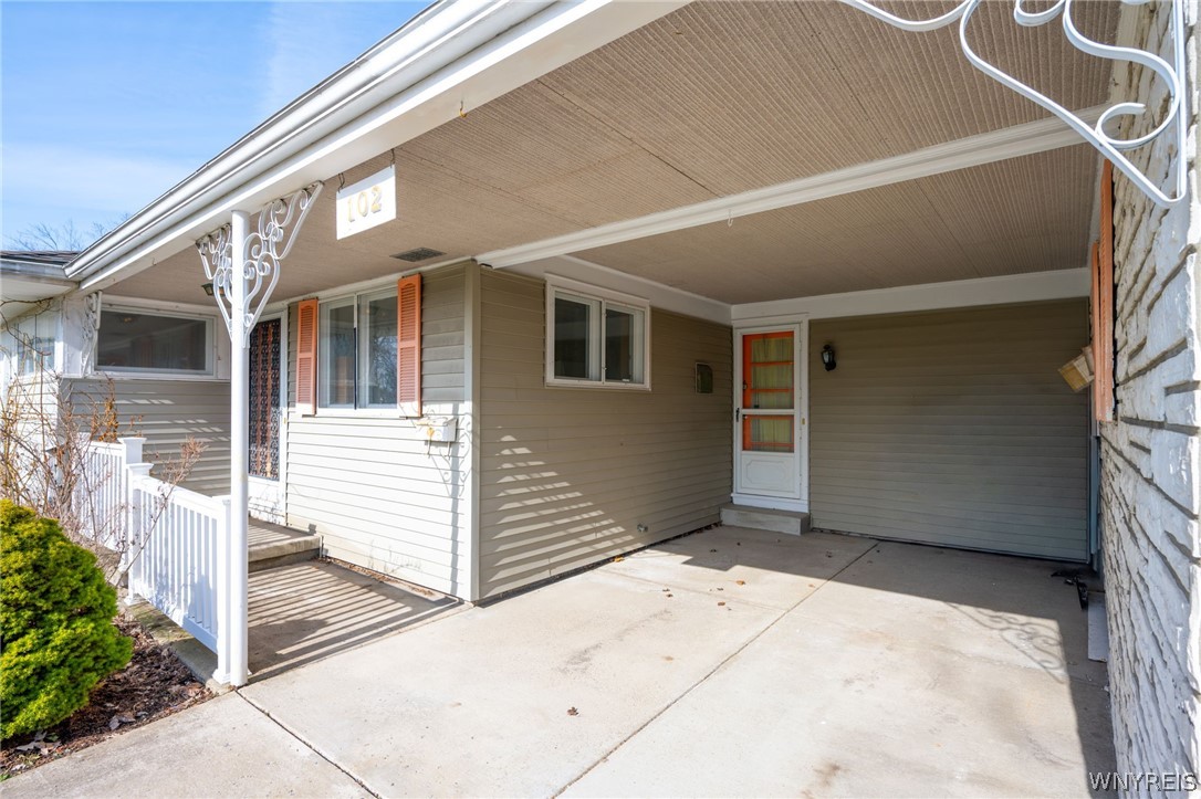 102 Woodgate Road Tonawanda, NY 14150 - Photo 6 of 37