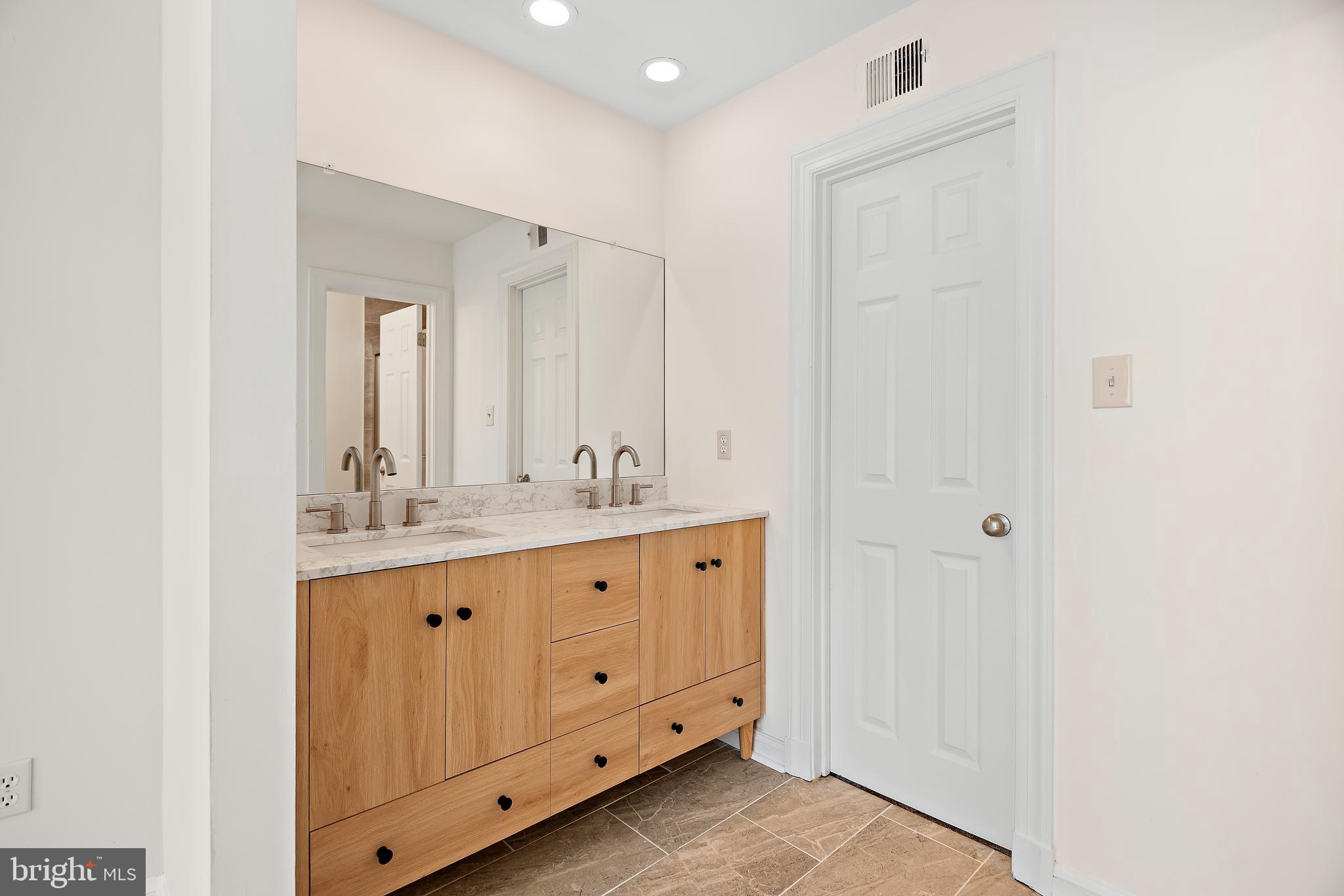 3903 Franconia Road Alexandria, VA 22310 - Photo 69 of 87 Gallery Image 69