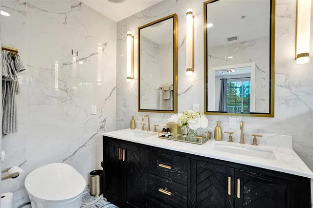 a view of an entryway with staircase