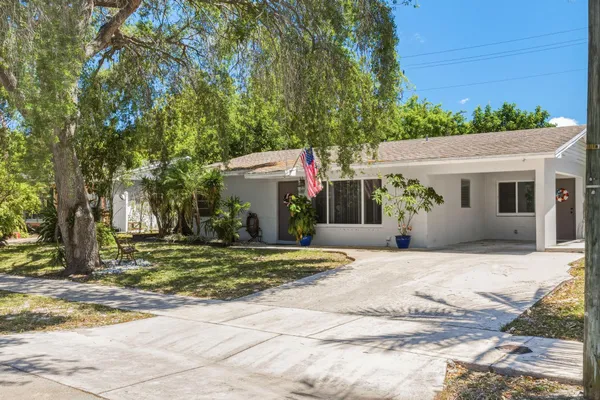 $420,000 | 340 Northeast 44th Court, Deerfield Beach, FL 33064