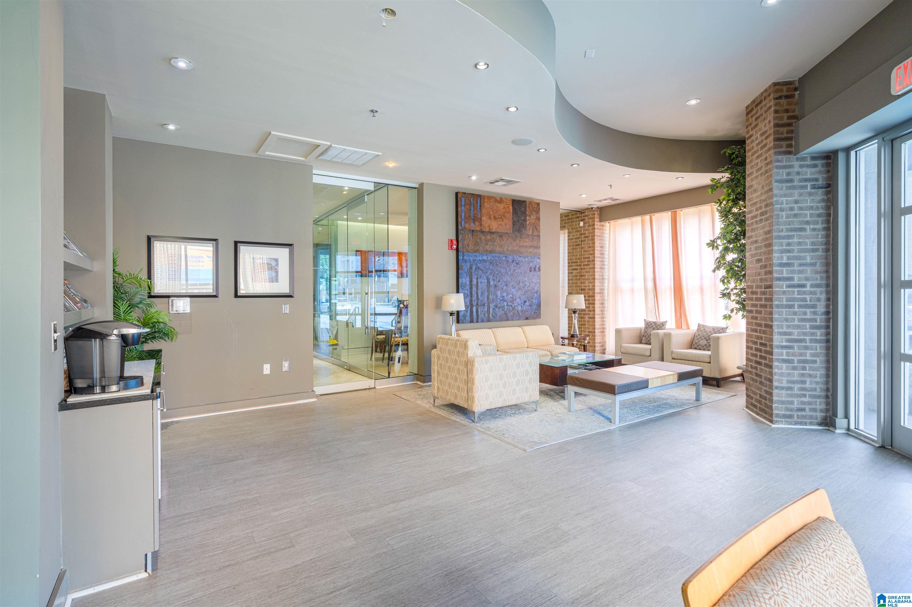401 20th Street South, Unit 113 Birmingham, AL 35233 - Photo 21 of 34