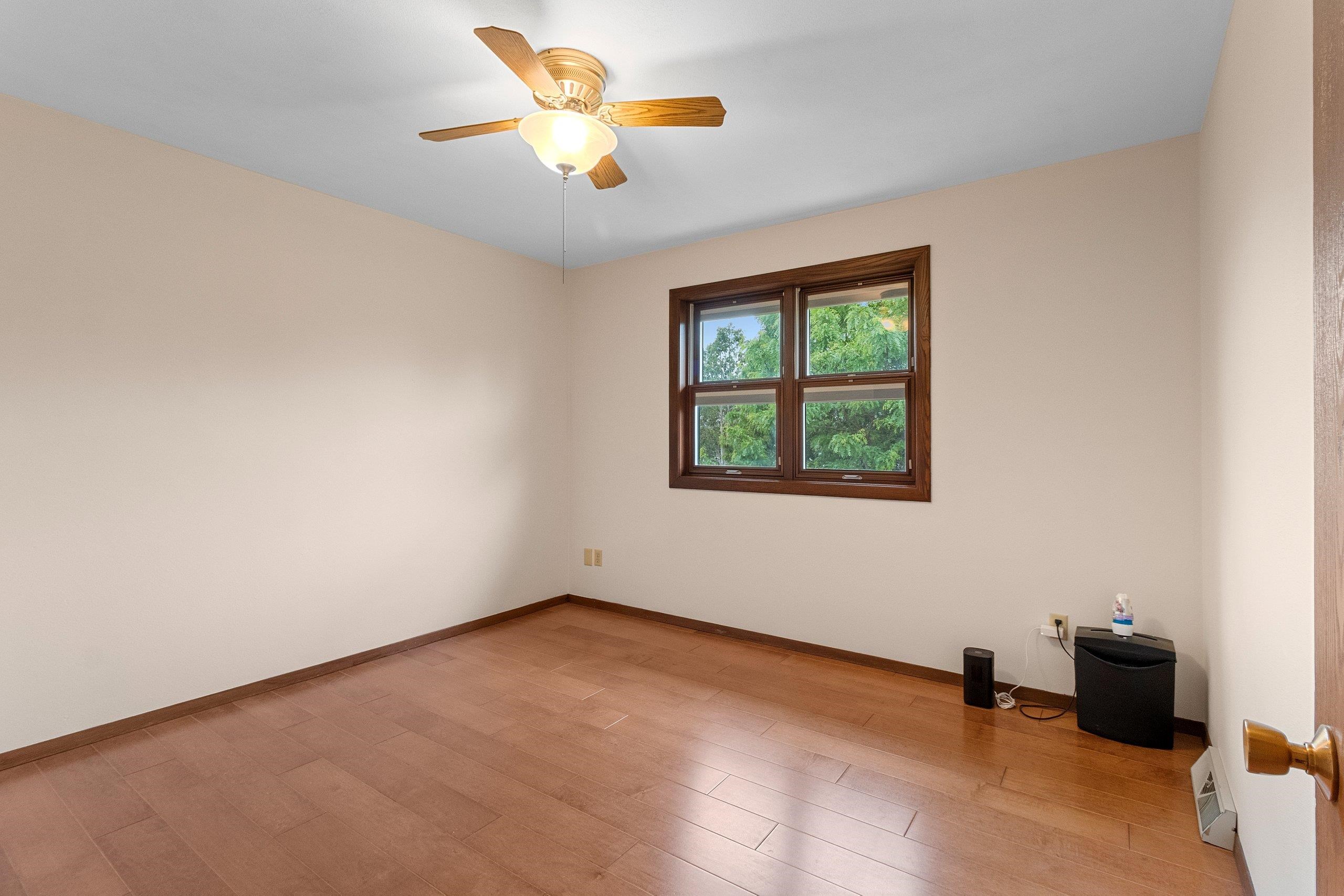 711 Olson Avenue, Unit F Appleton, WI 54914 - Photo 20 of 31