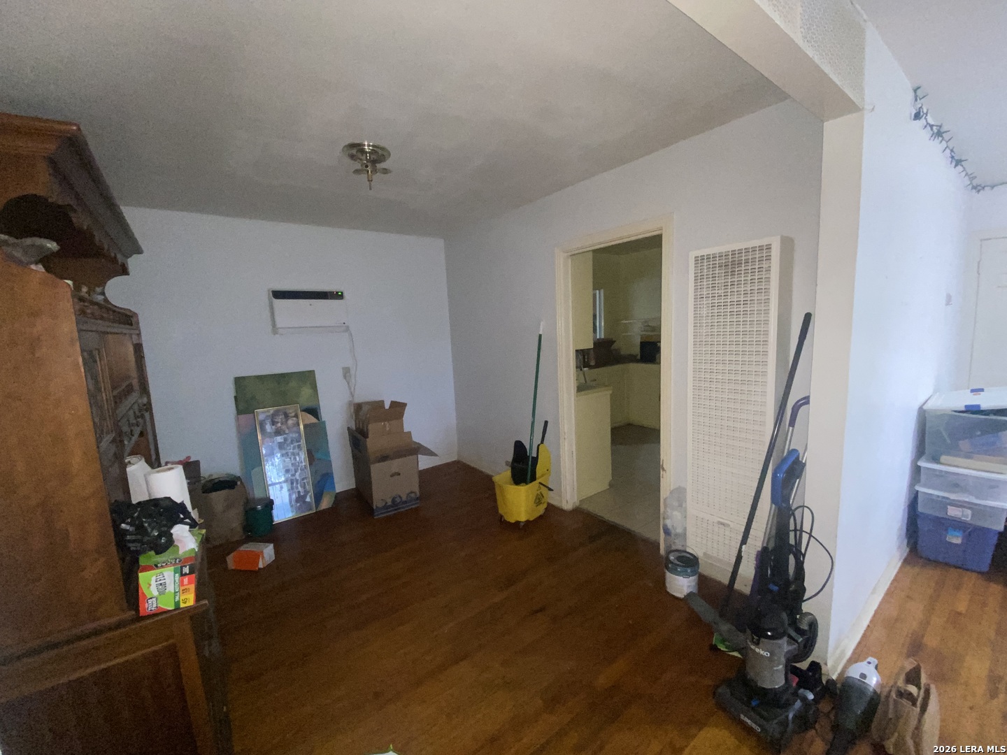 118 McNeel Road San Antonio, TX 78228 - Photo 8 of 14