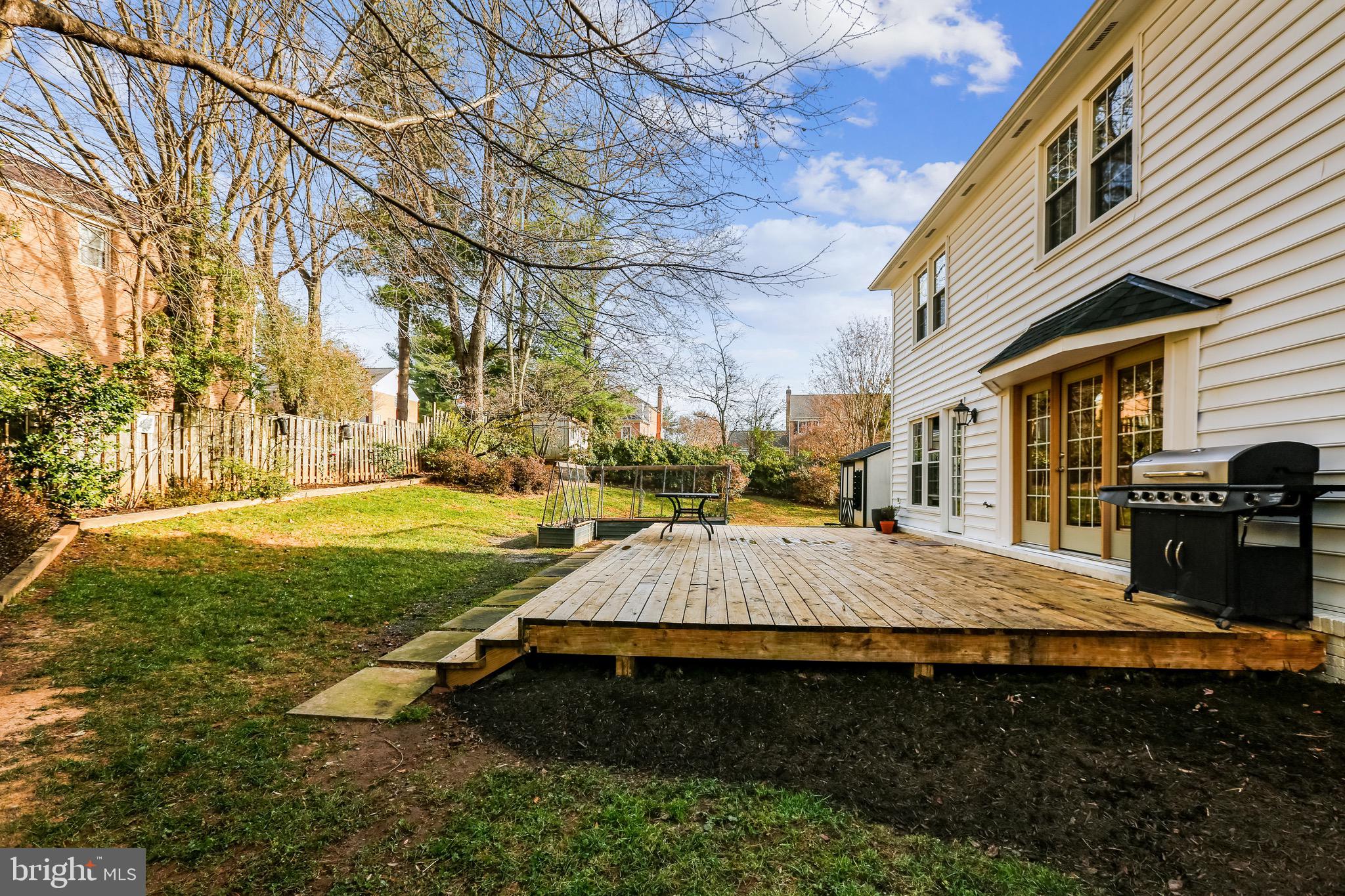 15201 Winstead Lane Silver Spring, MD 20905 - Photo 5 of 83 Deck