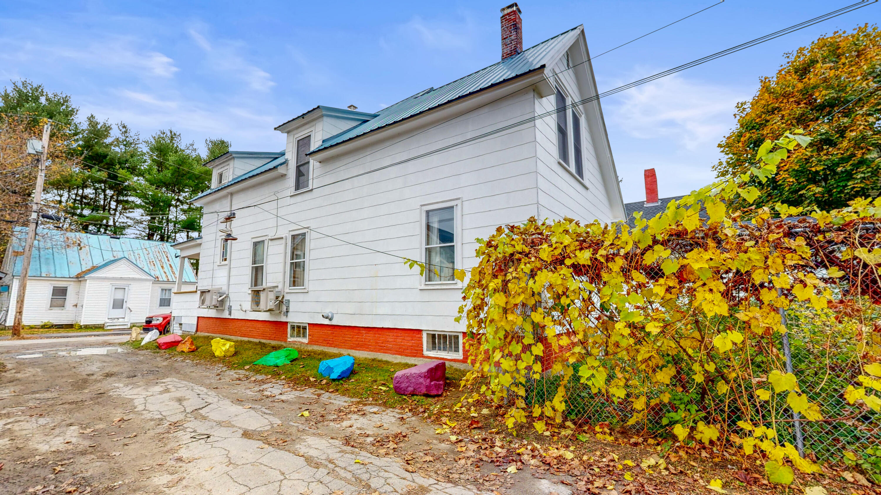 4 Autumn Street Waterville, ME 04901 - Photo 2 of 36 4-Autumn-Street-10282025_115754