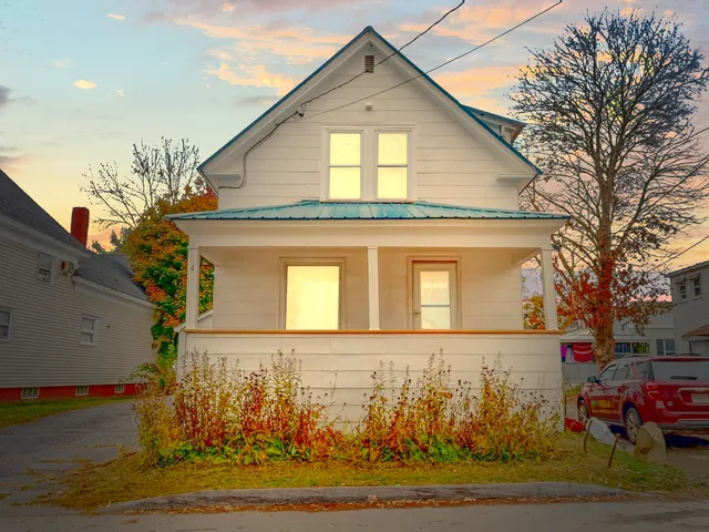 $229,000 | 4 Autumn Street, Waterville, ME 04901