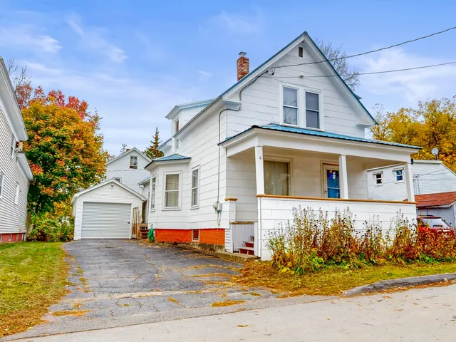 $229,000 | 4 Autumn Street, Waterville, ME 04901