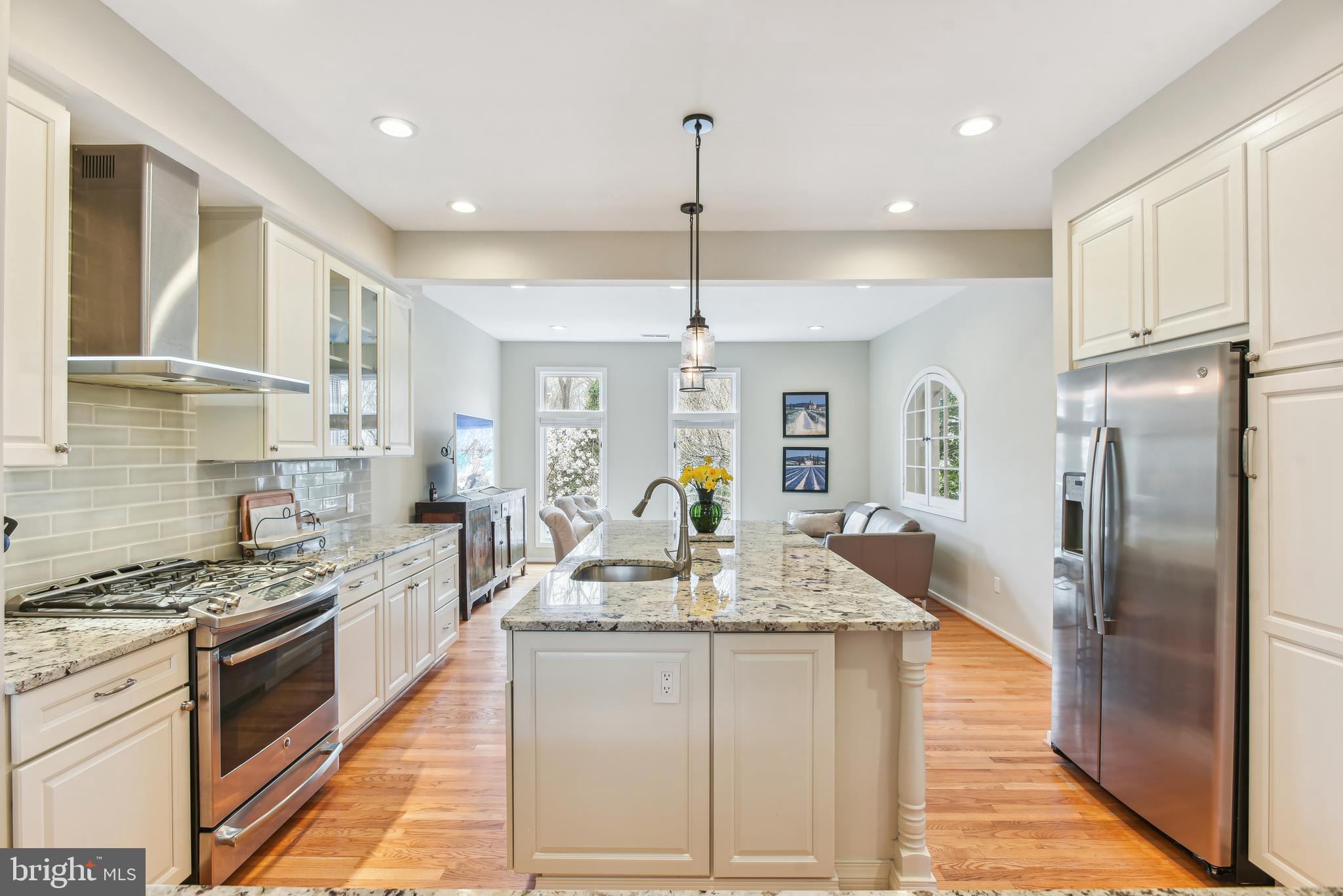 11558 Hemingway Drive Reston, VA 20194 - Photo 12 of 47 Gallery Image 12