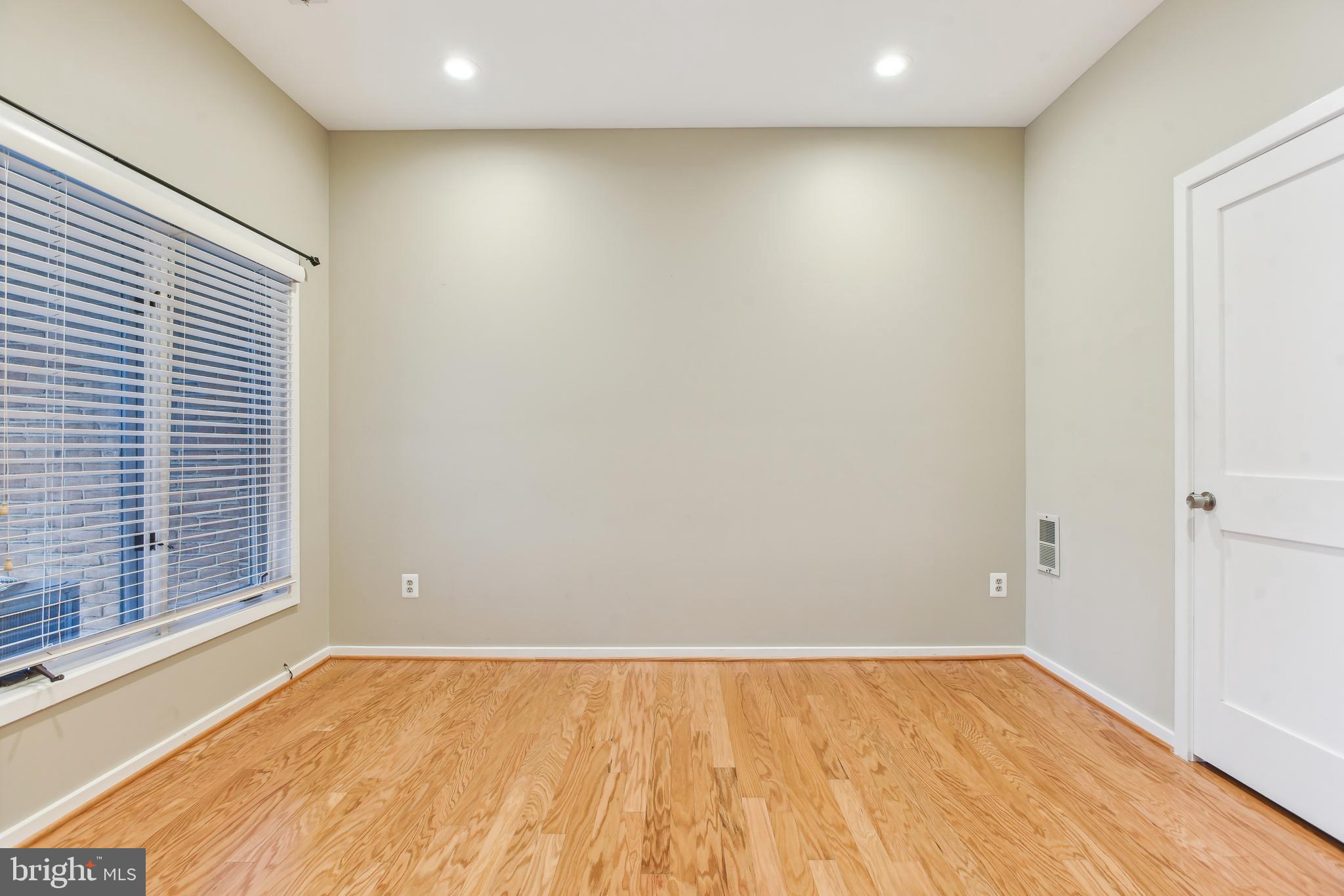 11558 Hemingway Drive Reston, VA 20194 - Photo 36 of 47 Gallery Image 36