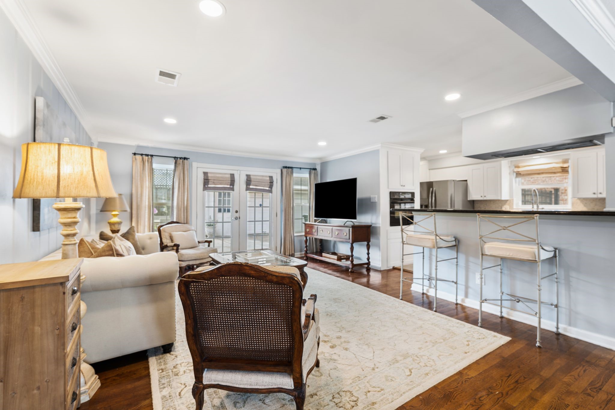 6225 Locke Lane Houston, TX 77057 - Photo 2 of 25