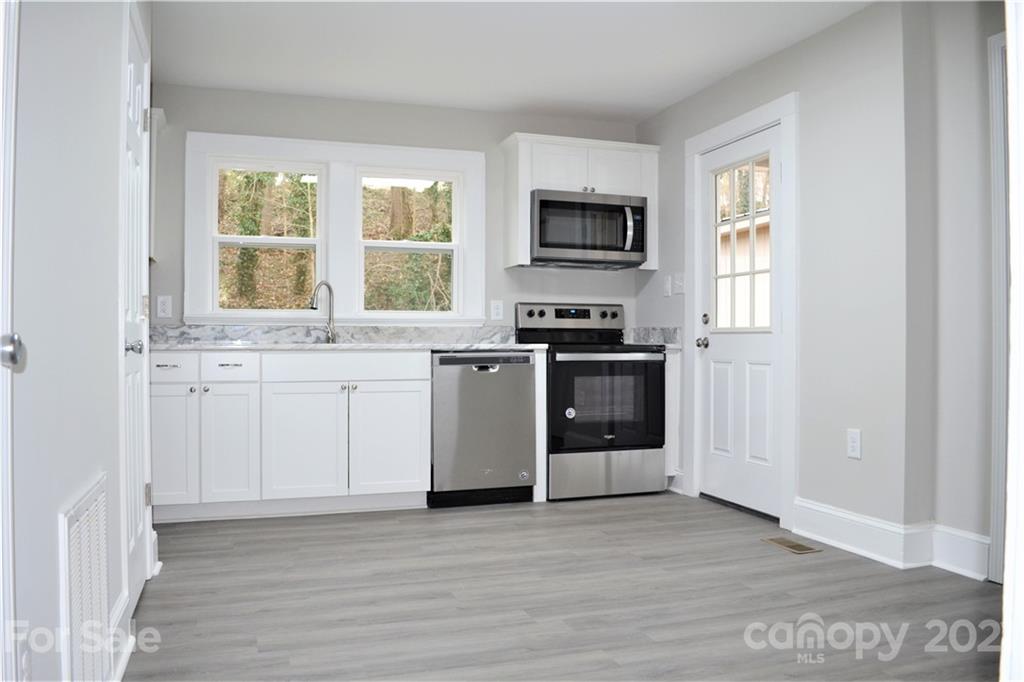 106 Williams Street Morganton, NC 28655 - Photo 3 of 13