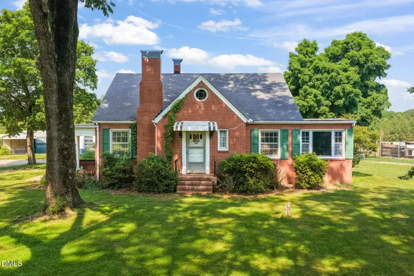 $425,000 | 5225 Satterwhite Point Road, Henderson, NC 27537