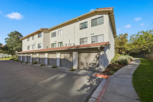 $520,000 | 297 Kenbrook Circle, San Jose, CA 95111