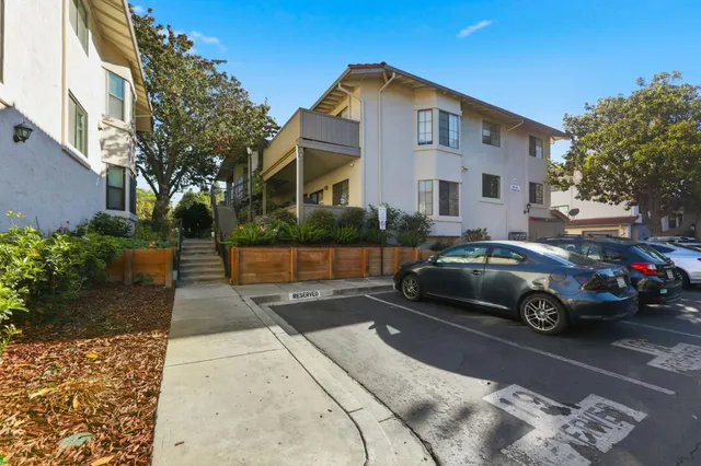 $520,000 | 297 Kenbrook Circle, San Jose, CA 95111