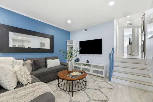 $520,000 | 297 Kenbrook Circle, San Jose, CA 95111