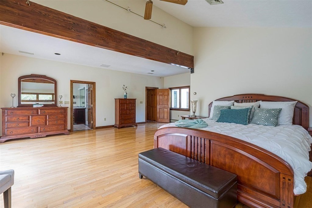 48 Claybrook Road Dover, MA 02030 - Photo 31 of 42 Gallery Image 31