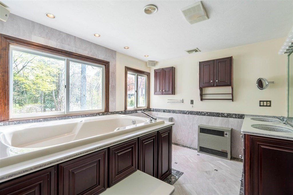48 Claybrook Road Dover, MA 02030 - Photo 33 of 42 Gallery Image 33