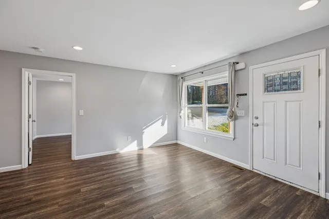 a view of livingroom with hardwood