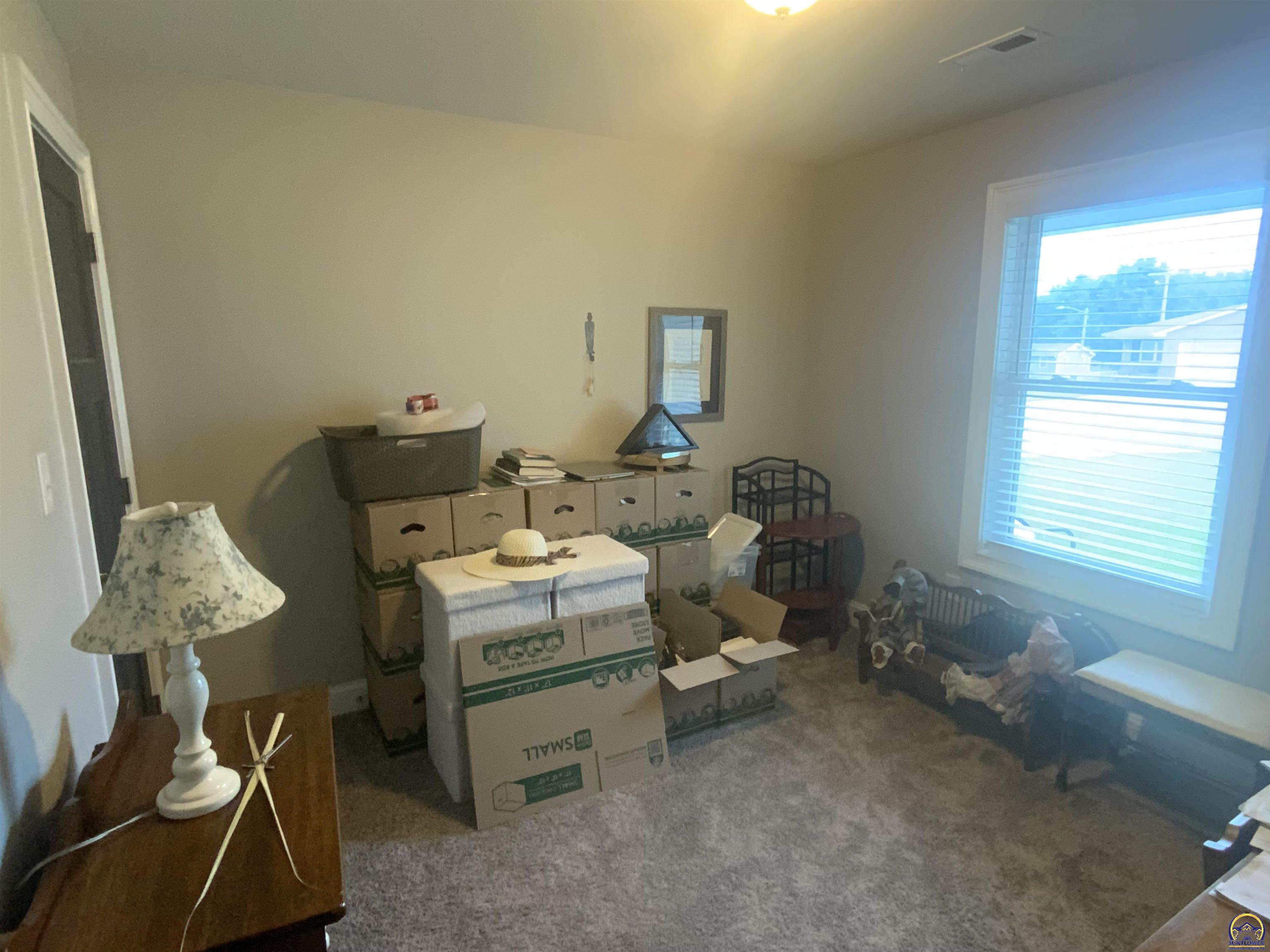 907 16th Street Valley Falls, KS 66088 - Photo 14 of 16